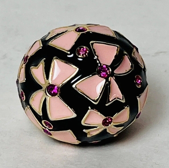 Vintage BETSEY JOHNSON First Date Collection Pink Black High Dome Ring. 7.5+ - Picture 6 of 10